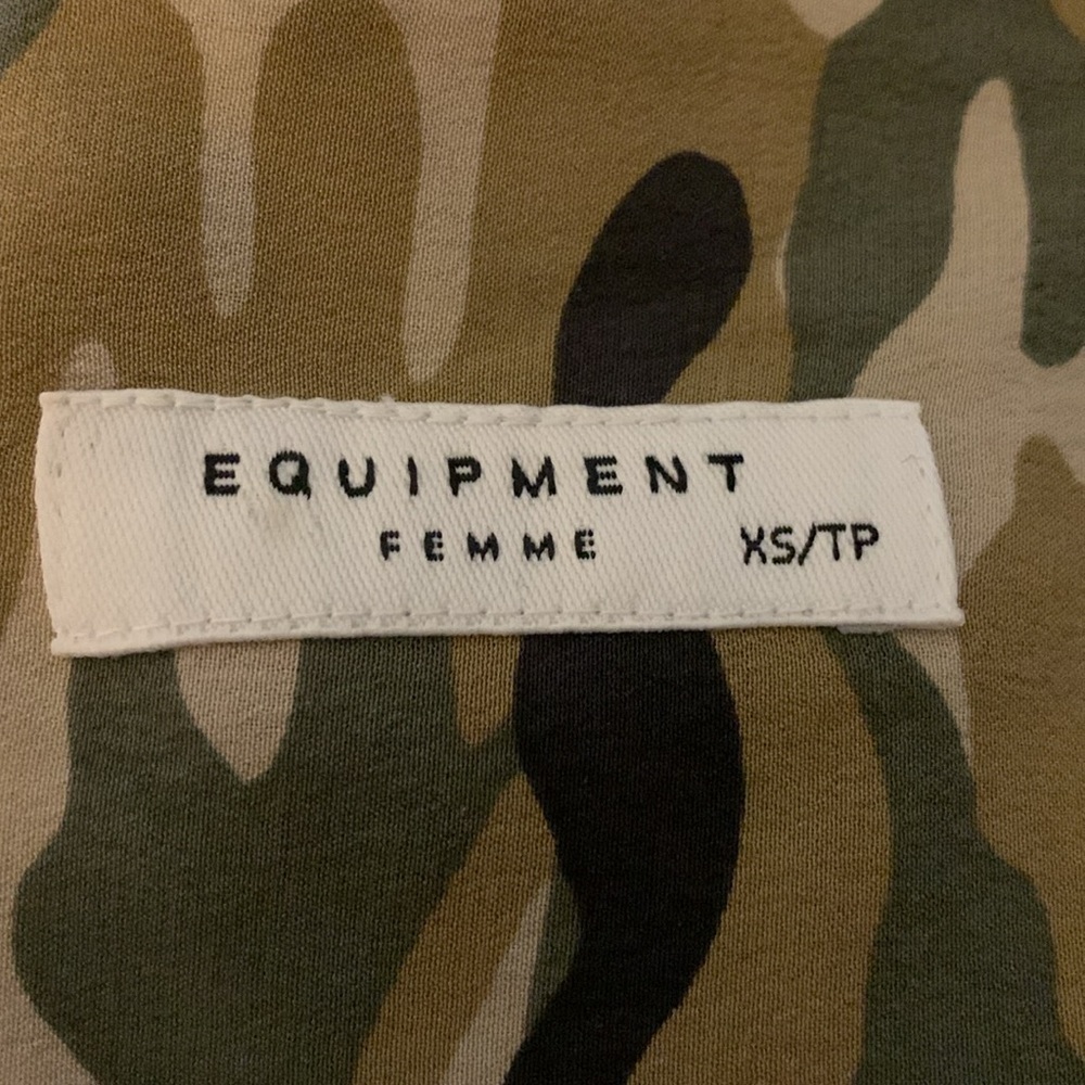 Equipment Remy Silk Camo Utility Shirtdress - Picture 4 of 5